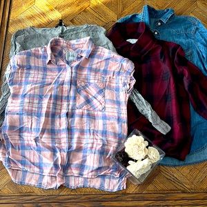Women’s XS Tops Lot (4pcs)
